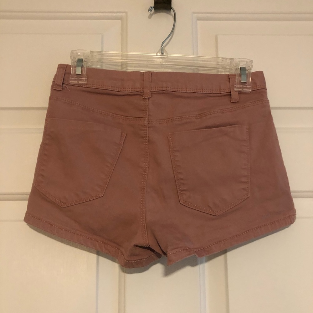 Shorts - Picture 2 of 3